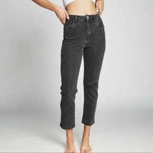 Cotton On Hi Rise Stretch Mom Jeans 6 faded black